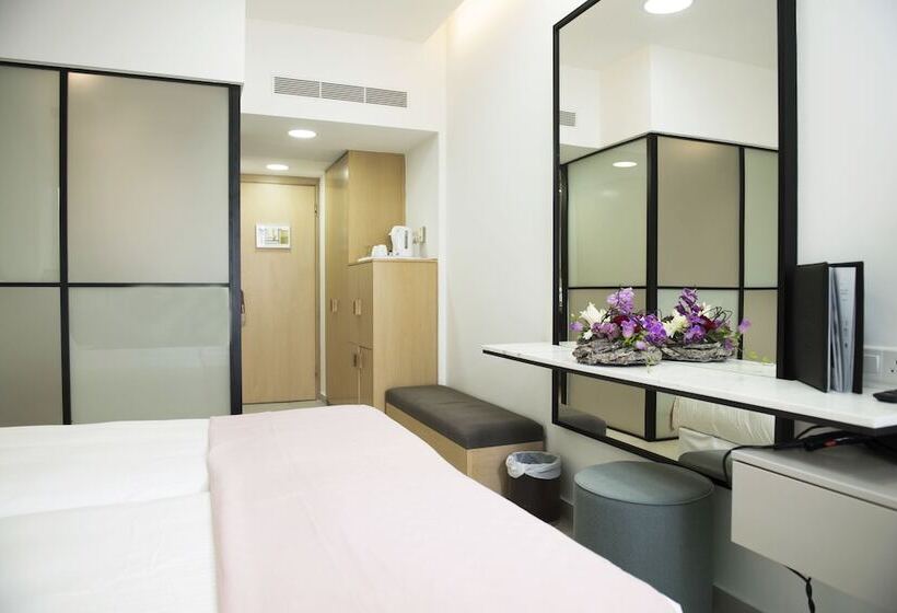 חדר סופריור צדדי נוף לים, Napa Mermaid Hotel & Suites