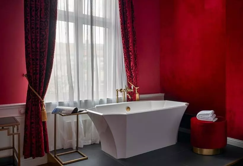 Deluxe Zimmer, Provocateur Berlin, A Member Of Design Hotels