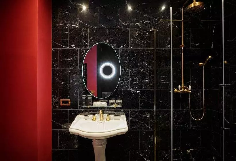Deluxe Zimmer, Provocateur Berlin, A Member Of Design Hotels