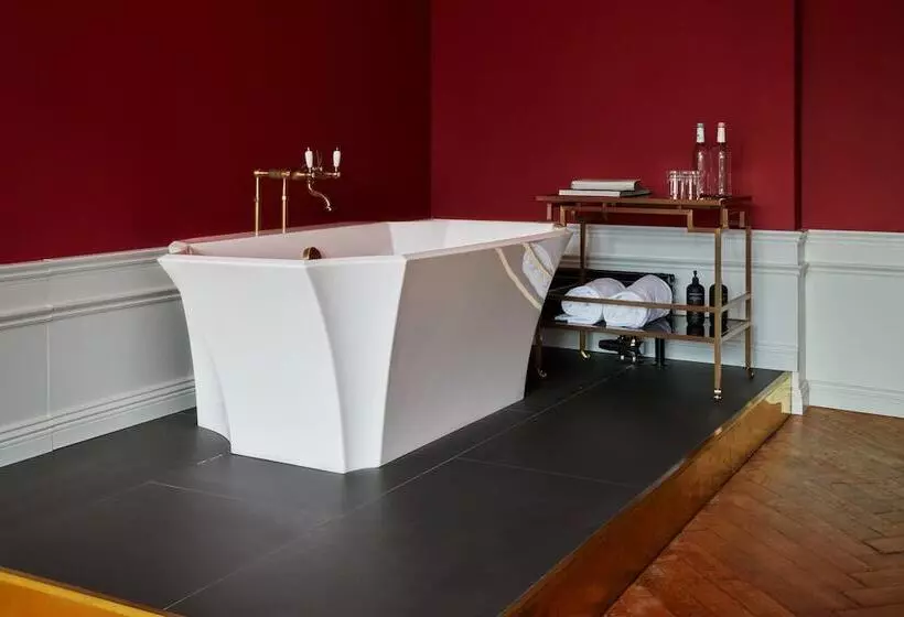 Deluxe Zimmer, Provocateur Berlin, A Member Of Design Hotels