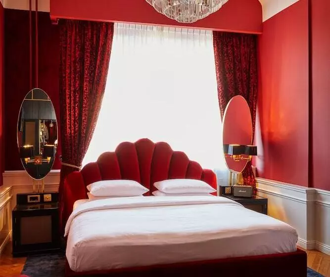 Deluxe Zimmer, Provocateur Berlin, A Member Of Design Hotels