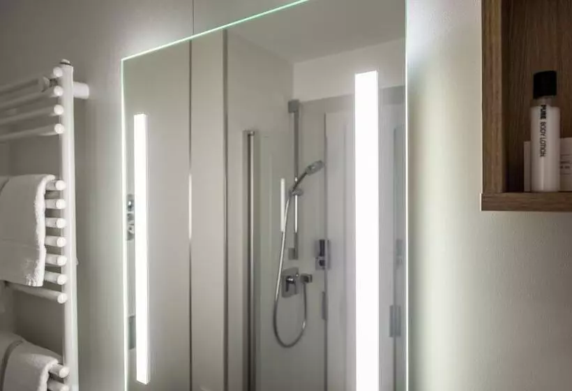 اتاق استاندارد اینتریور, Sorat Hotel Berlin