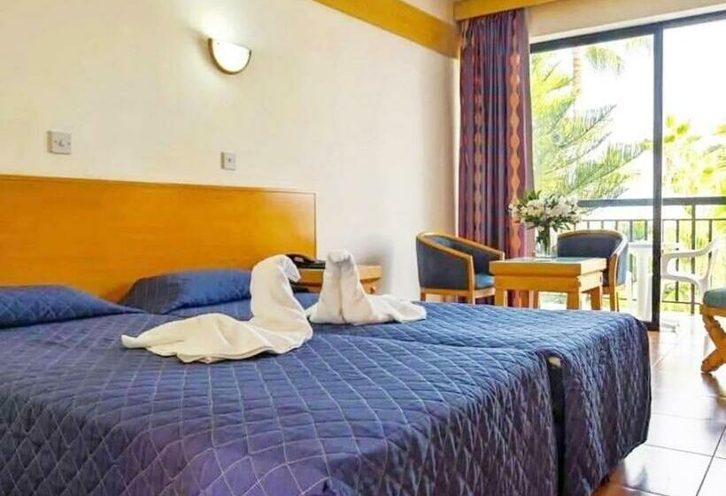 חדר סטנדרט, Veronica