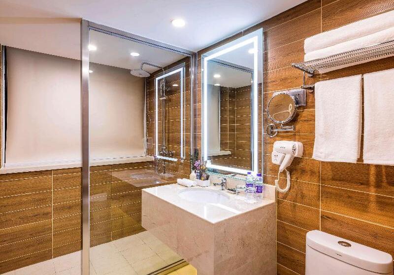 Superior Room, Novotel Beijing Peace