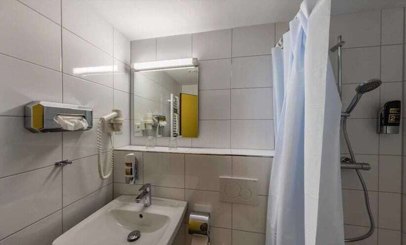 غرفة قياسية, Bayrischer Hof