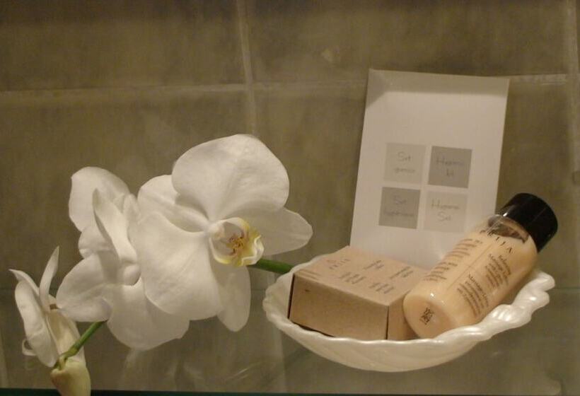 غرفة قياسية, Cascade Superior