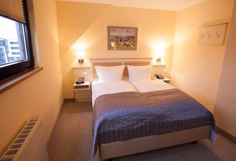 Standart Oda, Centro Hotel Goya Wolfsburg, Trademark Collection By Wyndham