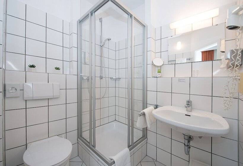 Quarto Estandar Individual, Comfort Garni Stadtzentrum