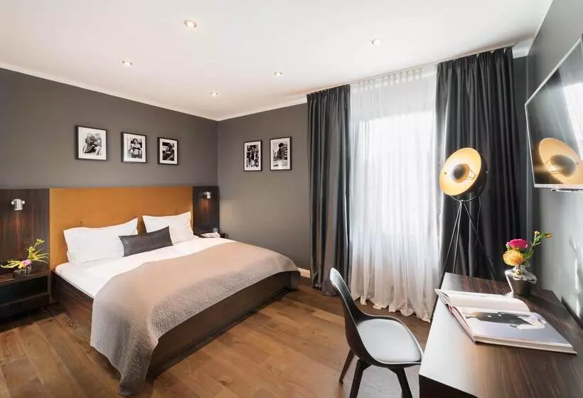 اتاق استاندارد, Dusseldorf Mitte