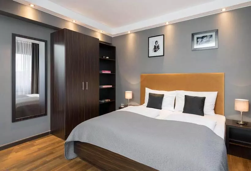 اتاق استاندارد, Dusseldorf Mitte