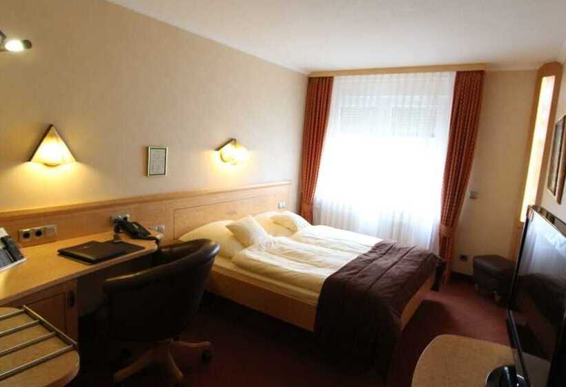 Номер Стандарт, Eden