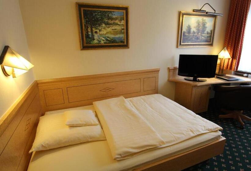 Номер Стандарт Индивидуальный, Eden