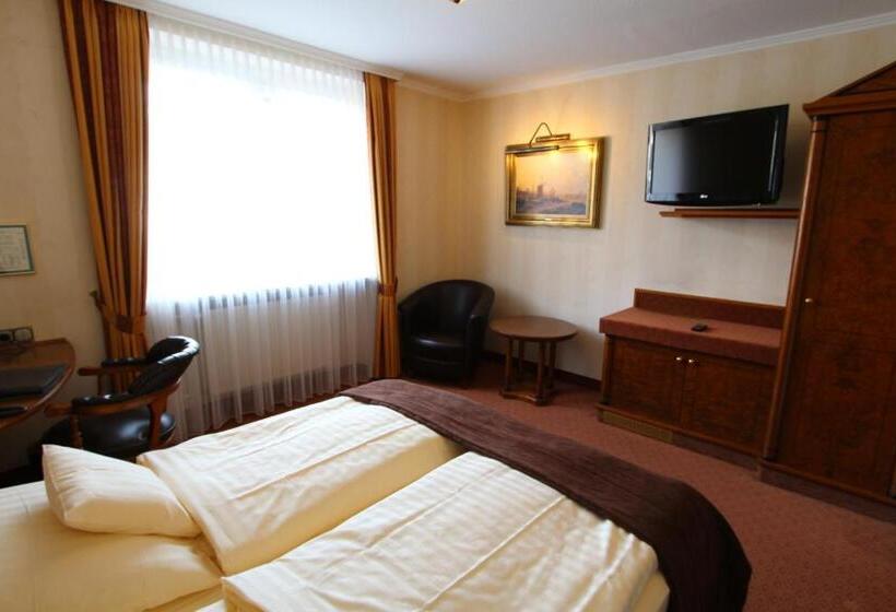 Номер Стандарт, Eden