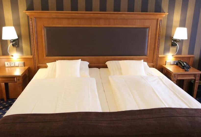 Номер Стандарт, Eden