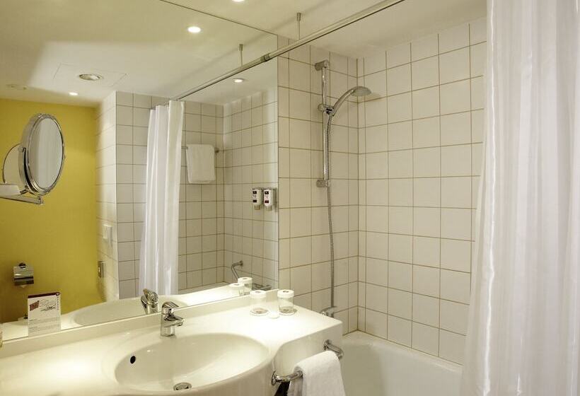 컴포트 룸, H+ Hotel Bochum