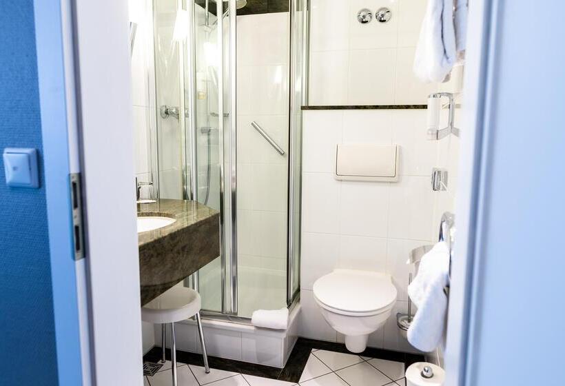 اتاق سوپریور یک تخته, Kaiserhof