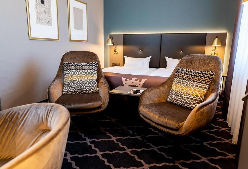 اتاق لوکس, Kaiserhof