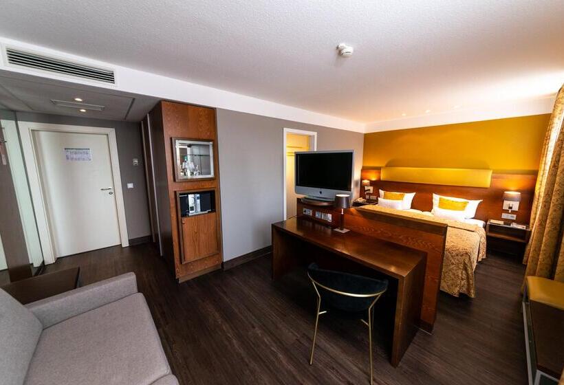 اتاق لوکس, Kaiserhof