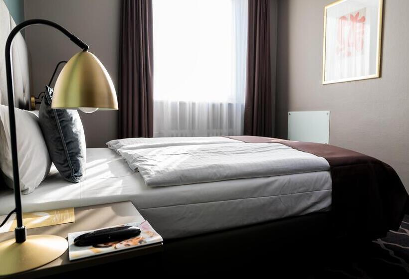 اتاق استاندارد, Kaiserhof