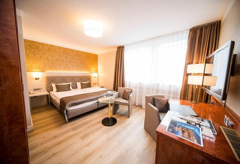 اتاق سوپریور, Kaiserhof