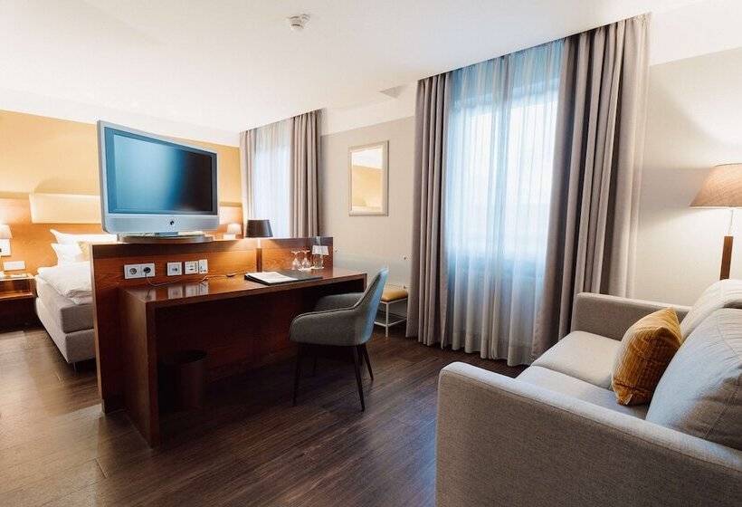 اتاق لوکس, Kaiserhof