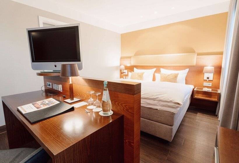 اتاق لوکس, Kaiserhof