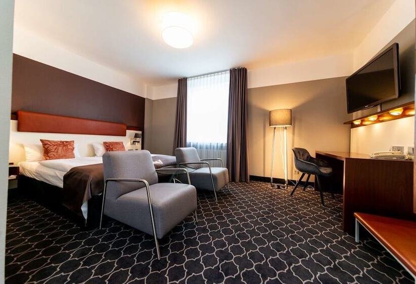 اتاق لوکس, Kaiserhof