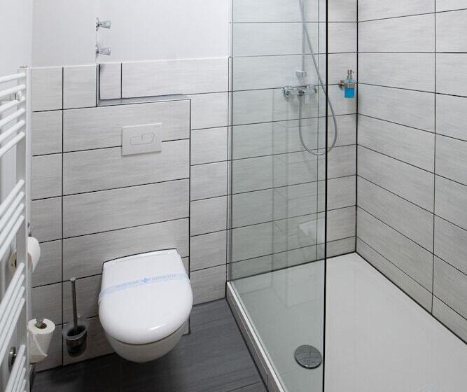 חדר סטנדרט, Mecklenheide