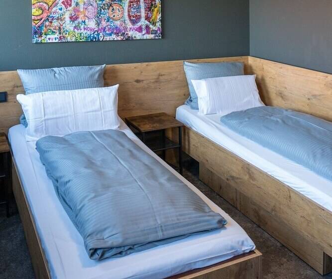 חדר סטנדרט, Mecklenheide