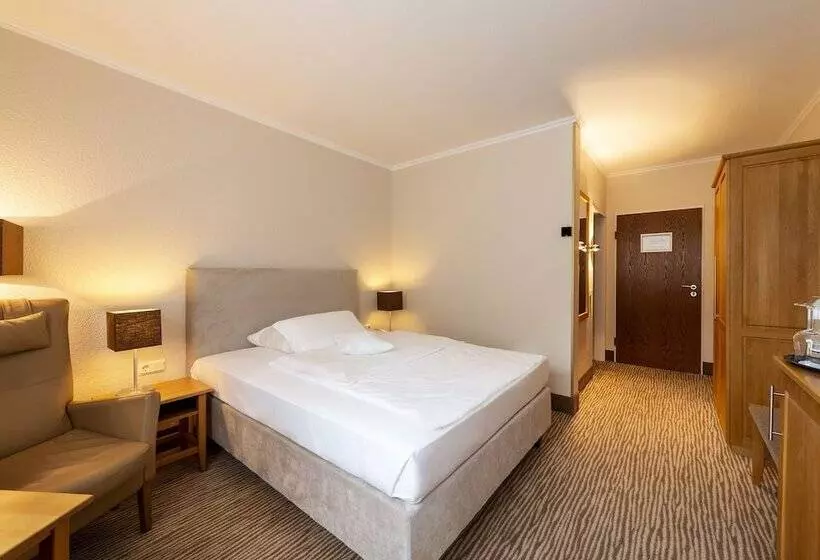 Standard Single Room, Munte Am Stadtwald