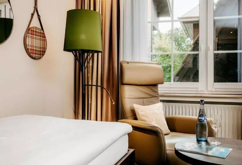 Economy Single Room, Romantik Hotel Jagdhaus Eiden Am See