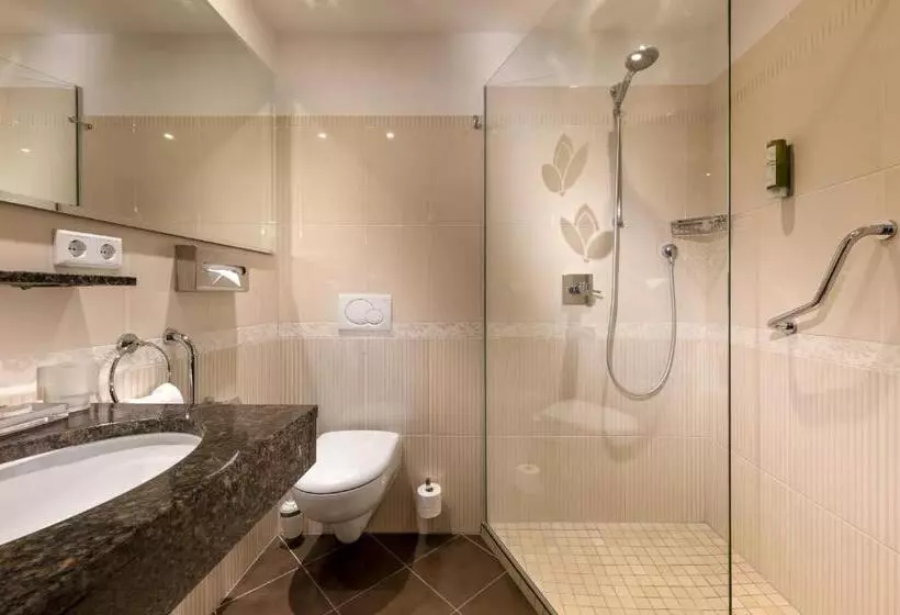 Economy Single Room, Romantik Hotel Jagdhaus Eiden Am See