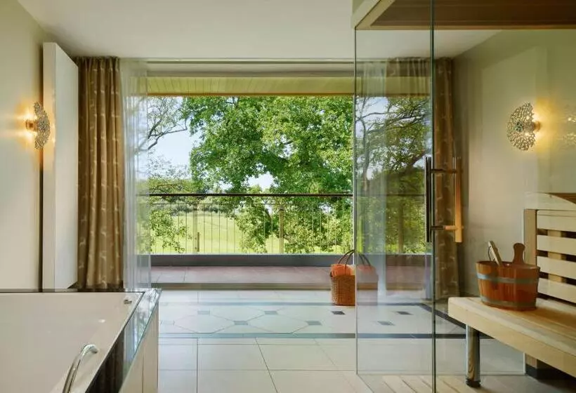 Suite with Hot Tub, Romantik Hotel Jagdhaus Eiden Am See