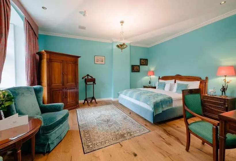 Superior-huone, Schlosshotel Hugenpoet