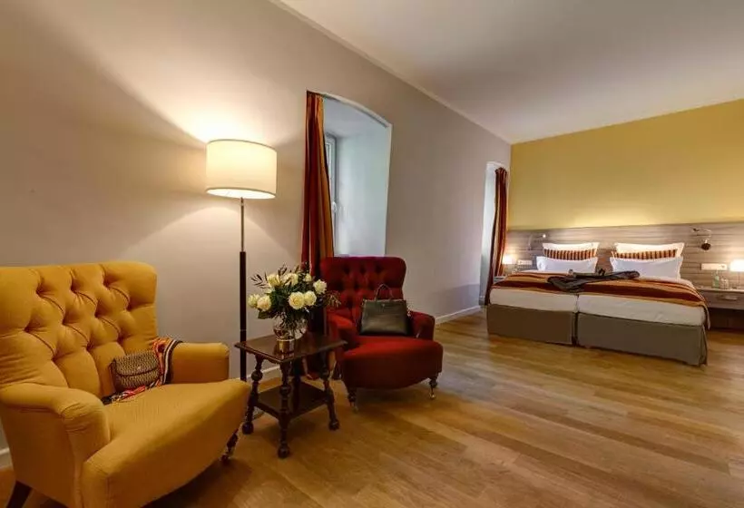Superior-huone, Schlosshotel Hugenpoet
