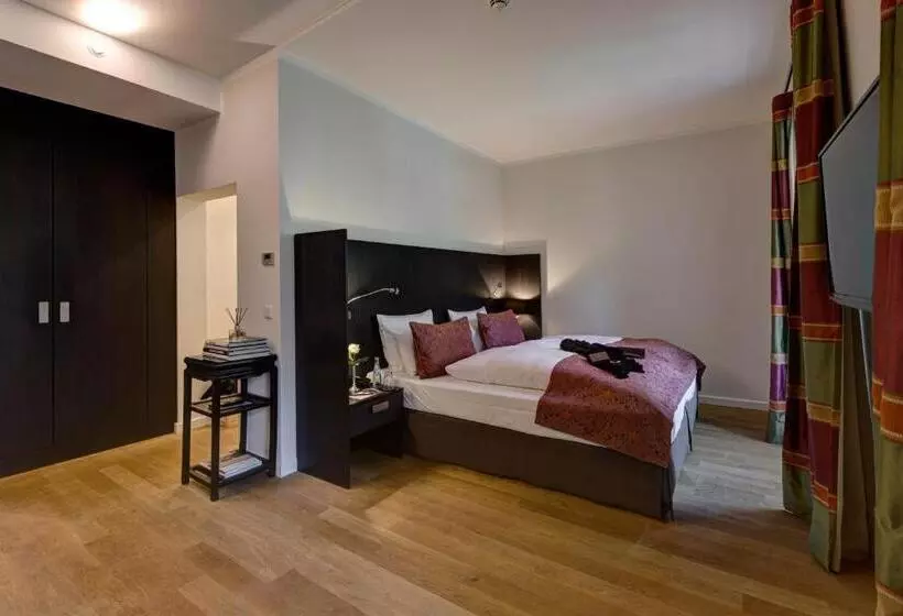 Juniorsviitti, Schlosshotel Hugenpoet