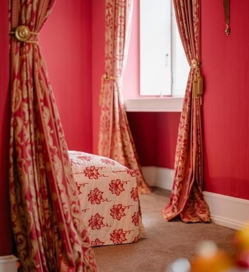 ジュニアスイート, Schlosshotel Hugenpoet