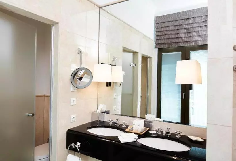 اتاق لوکس, Steigenberger Icon Parkhotel Düsseldorf