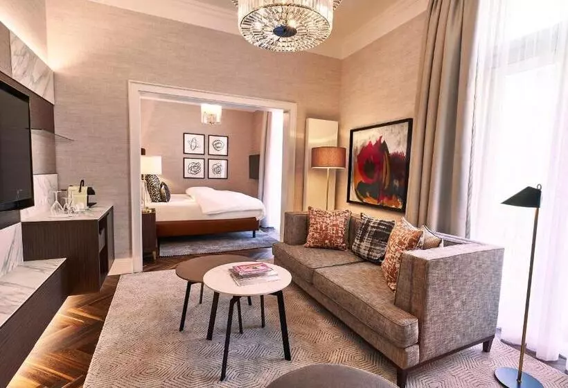 سوییت جونیور, Steigenberger Icon Parkhotel Düsseldorf