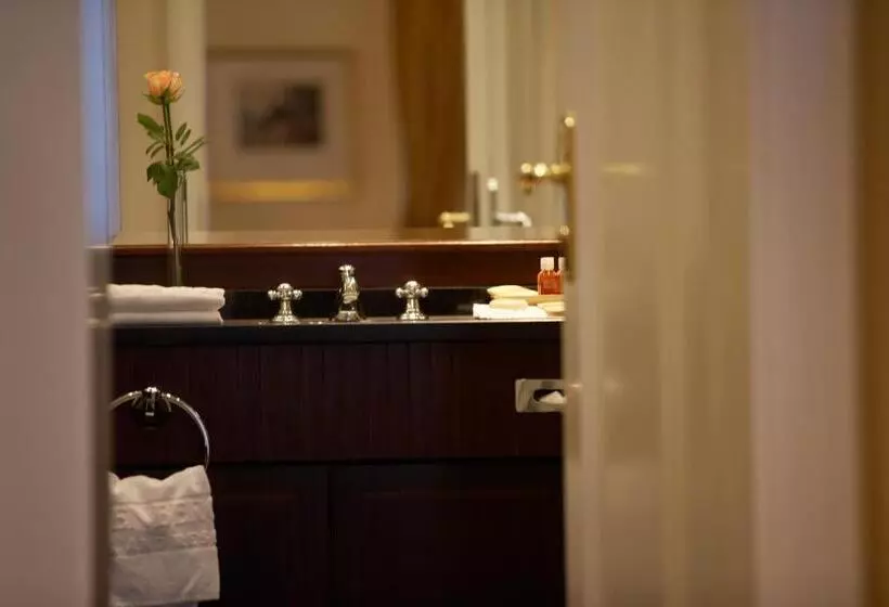 سوییت لوکس, Steigenberger Icon Parkhotel Düsseldorf
