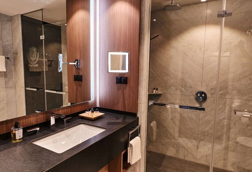 Номер Deluxe, Steigenberger Icon Parkhotel Düsseldorf