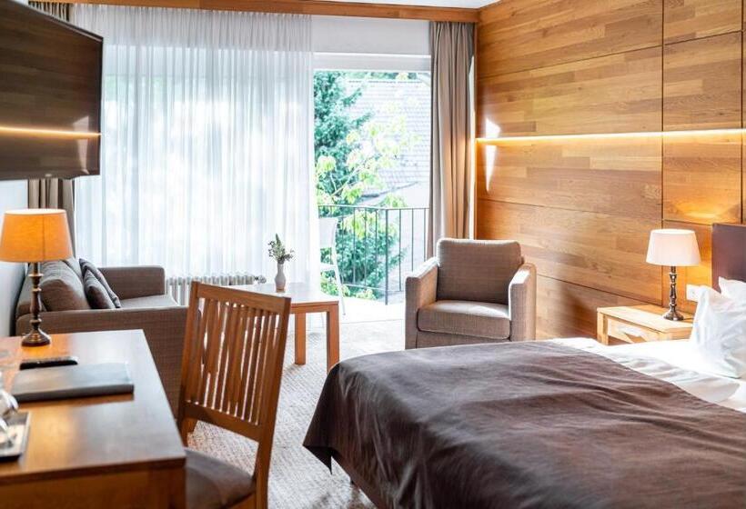 스탠다드 룸, Waldhotel Tannenhäuschen