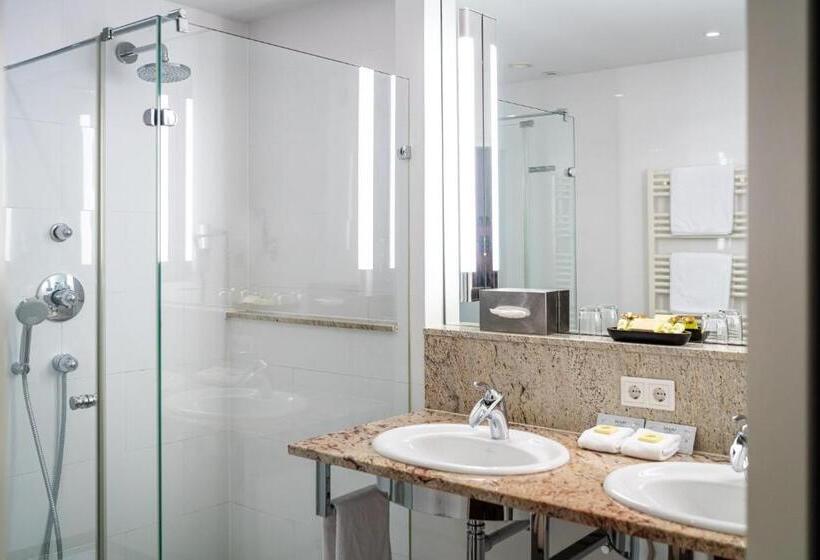 컴포트 룸, Waldhotel Tannenhäuschen