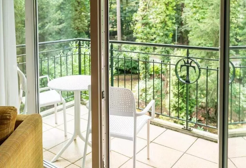 コンフォートルーム, Waldhotel Tannenhäuschen