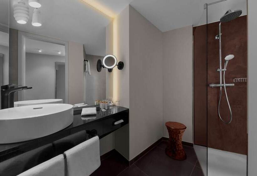 豪华房间, Wasserturm Hotel Cologne, Curio Collection By Hilton