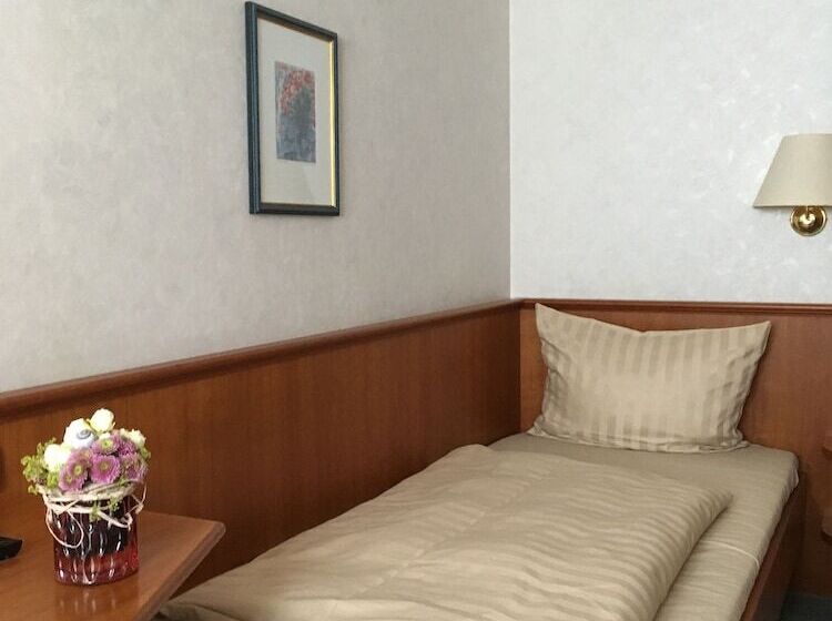 스탠다드 싱글 룸, Wittlers