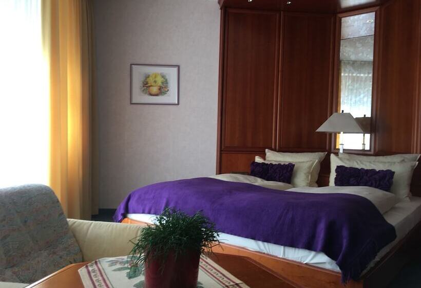 수피리어 룸, Wittlers