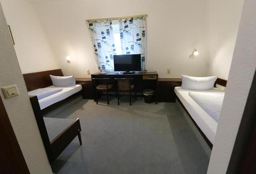 Camera Standard, Zum Klüverbaum