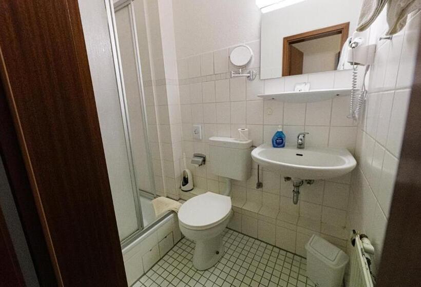 Camera Standard Individuale, Zum Klüverbaum