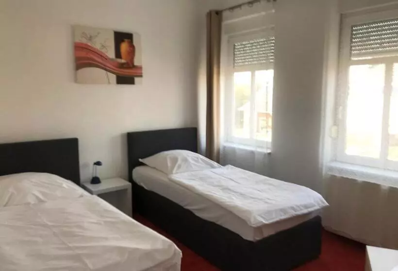 Standard-huone, Zum Weinberg